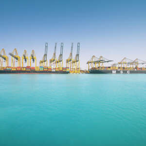 ميناء الملك عبدالله ثاني أسرع الموانئ نمواً في العالم… والأول في المنطقة